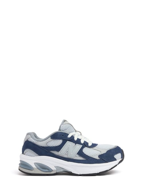 New Balance: Suede and mesh sneakers
