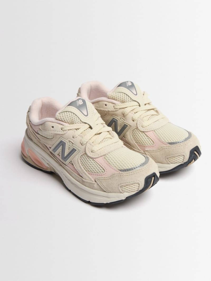 New Balance - Lace-up sneakers with sculpted sole