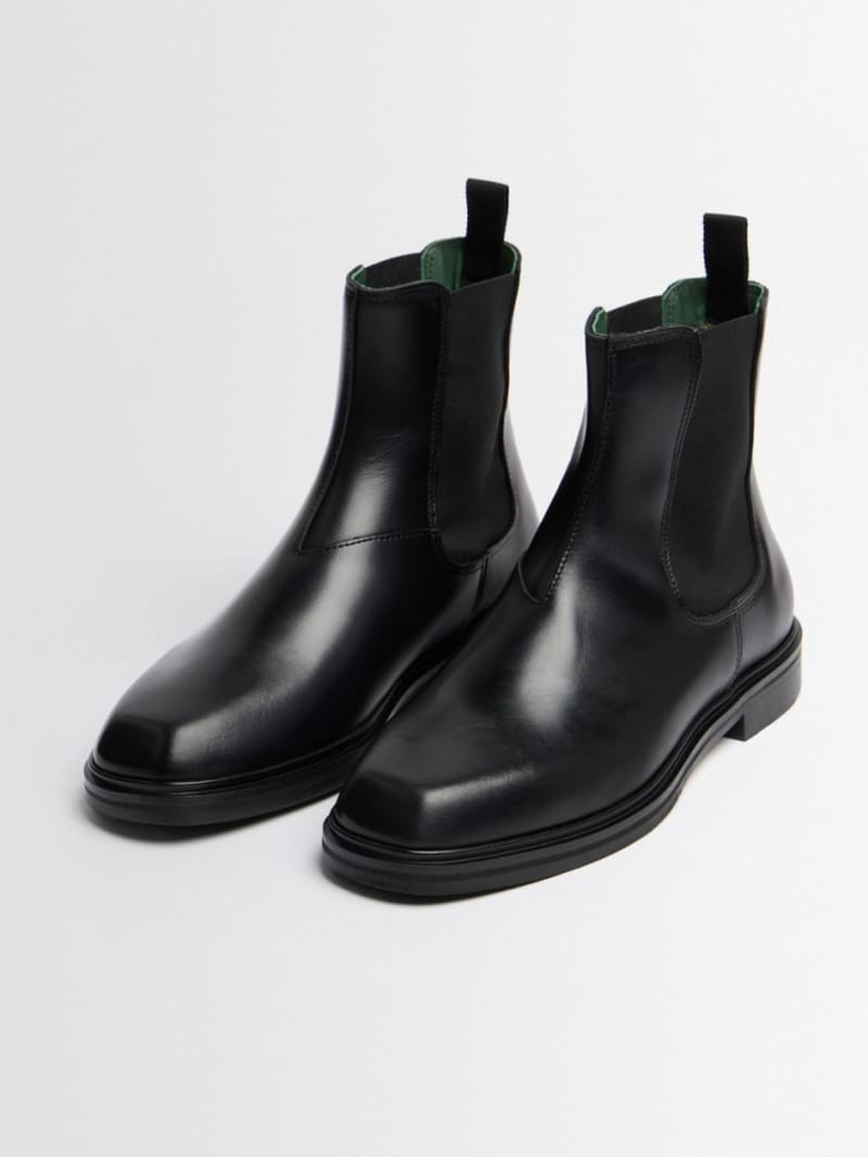 VINNY'S - Square-toe leather Chelsea boots