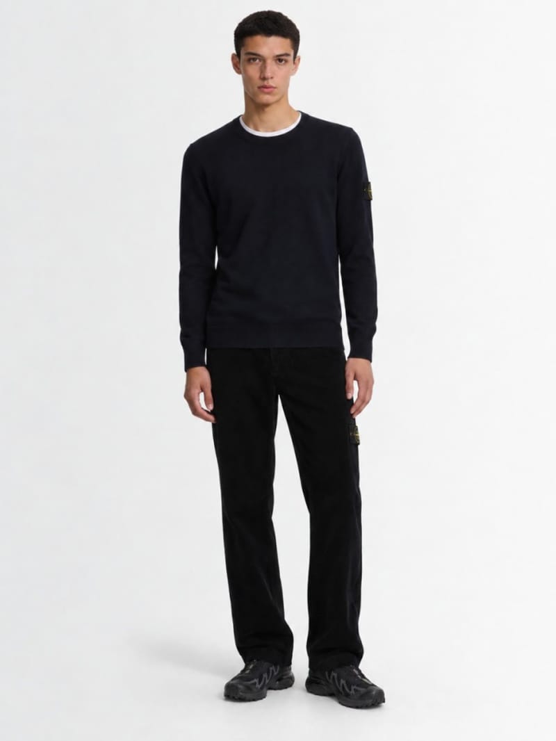 Stone Island - Slim-fit cotton pants with badge
