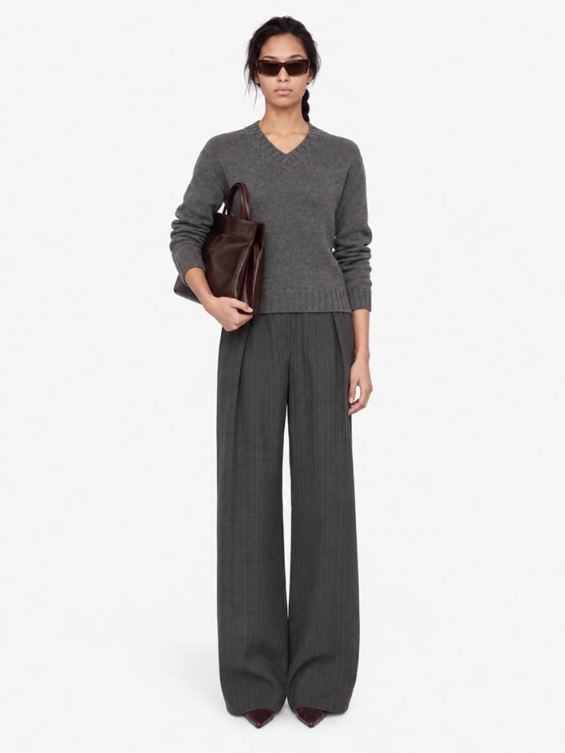 Jil Sander: Woll-V-Ausschnitt-Pullover