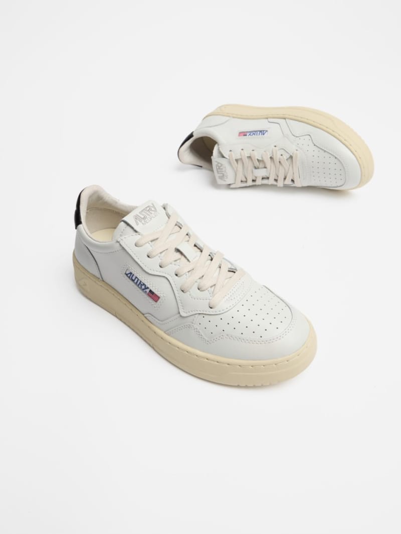 Autry - Leather Medalist Low sneakers
