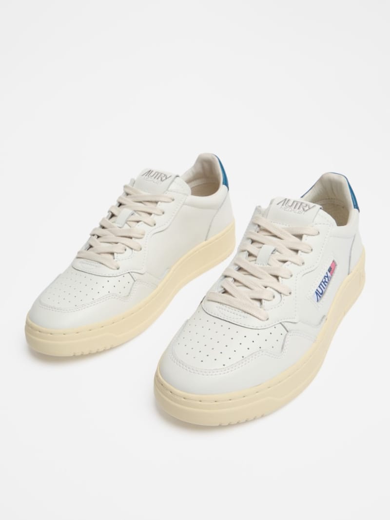 Autry - Medalist Low cow leather sneakers