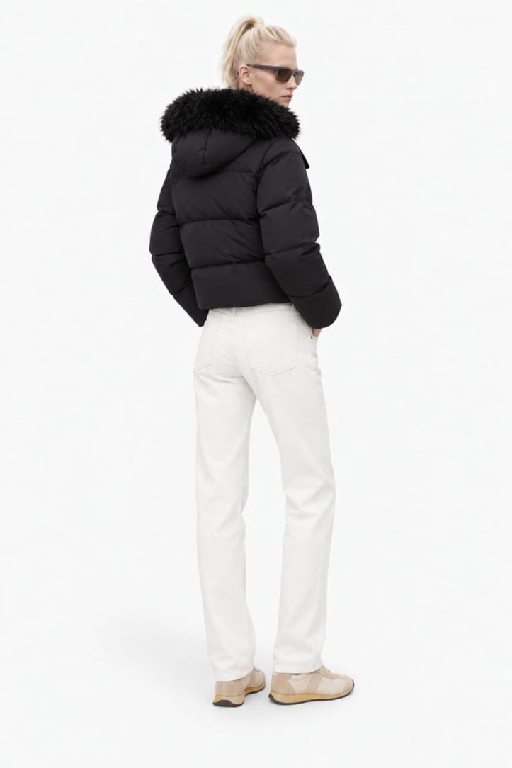 Moose Knuckles: w everest bomber with hood